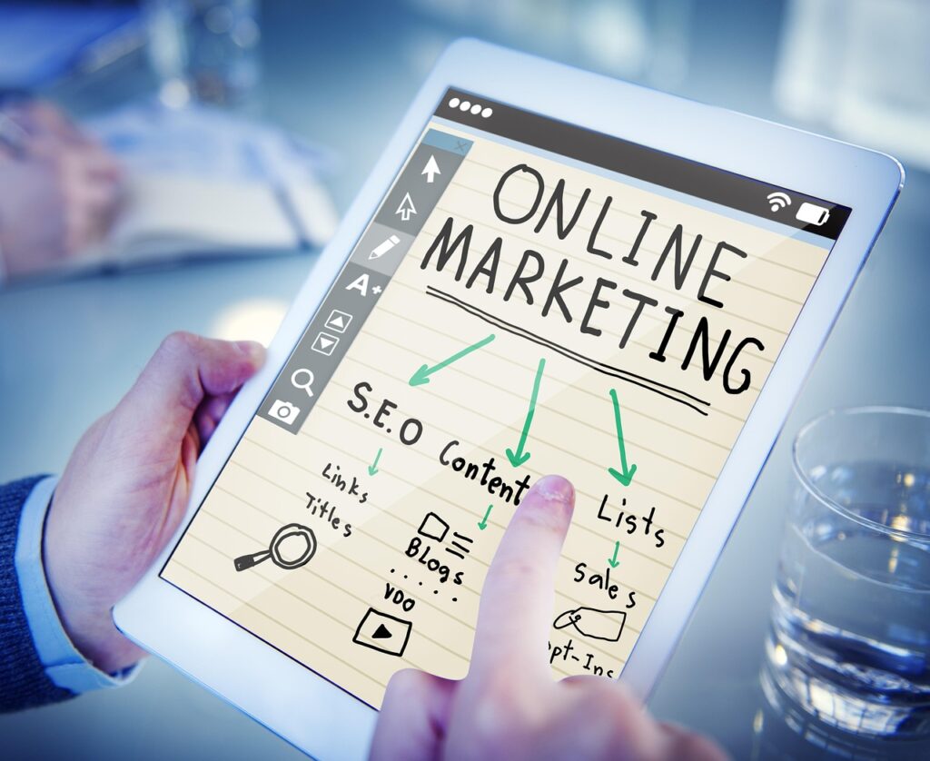 Online marketing strategy – comparing on-page SEO and off-page SEO measures
